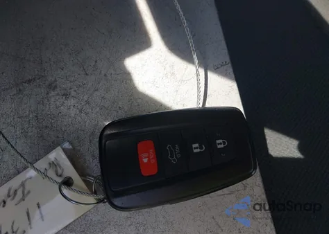 2024 Toyota Rav4 Xle из США, поврежденный, VIN 2T3W1RFV0RC300646